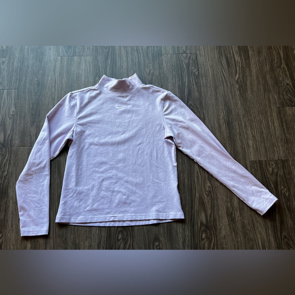 Light purple turtleneck t shirt